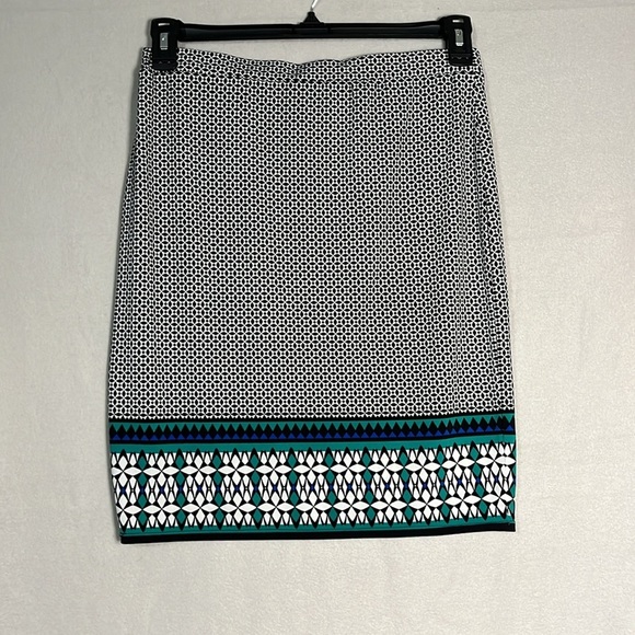 Max Studio Mini Skirt Geometric Stretchy Womens Size Small - Picture 2 of 10